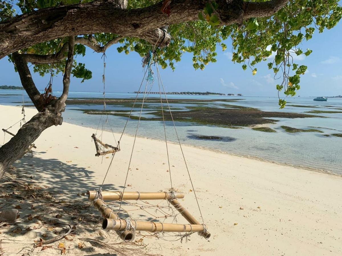 ホテル La Isla Tropica グライドゥ エクステリア 写真