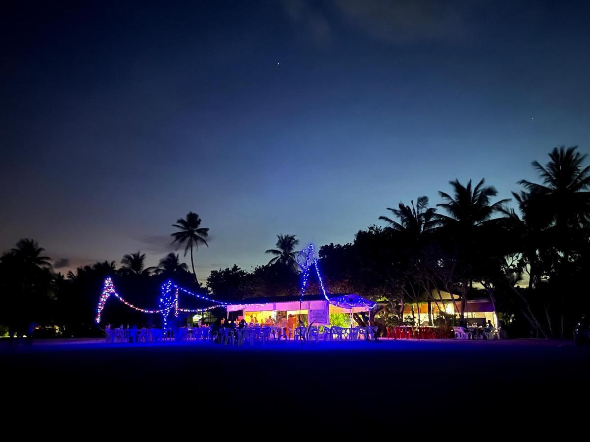 ホテル La Isla Tropica グライドゥ エクステリア 写真